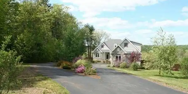 287 Hoit Road