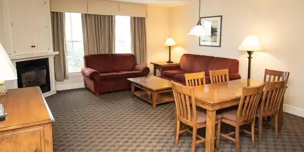 Image 2: Spacious Living/Dining area