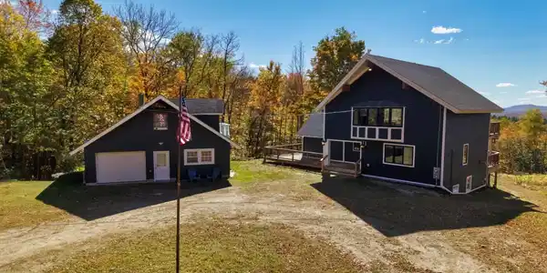Image 4: Fall view from drone