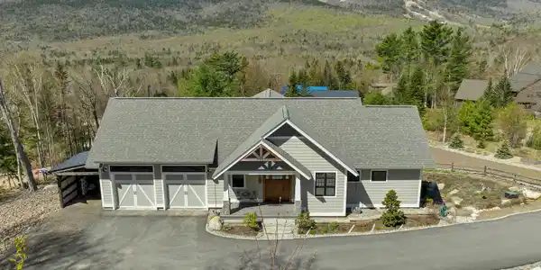 22 Cascade Ridge Road