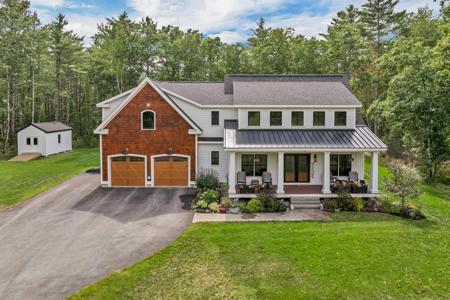 32 Mountain Shadows Drive