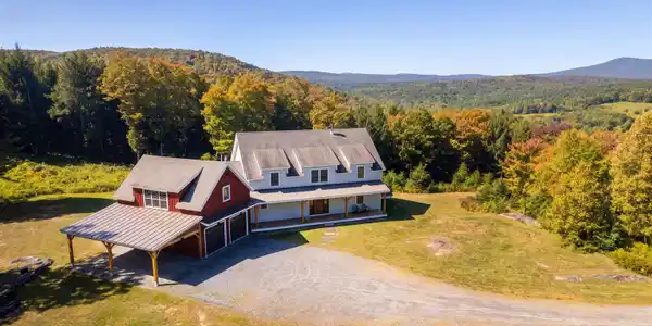 Image 4: AS YOU APPROACH YOUR 10+ ACRE HOME