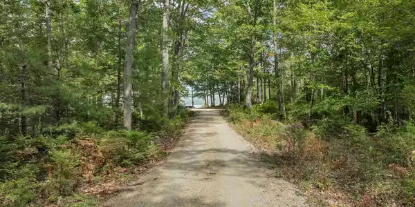 00 Moultonboro Neck Road