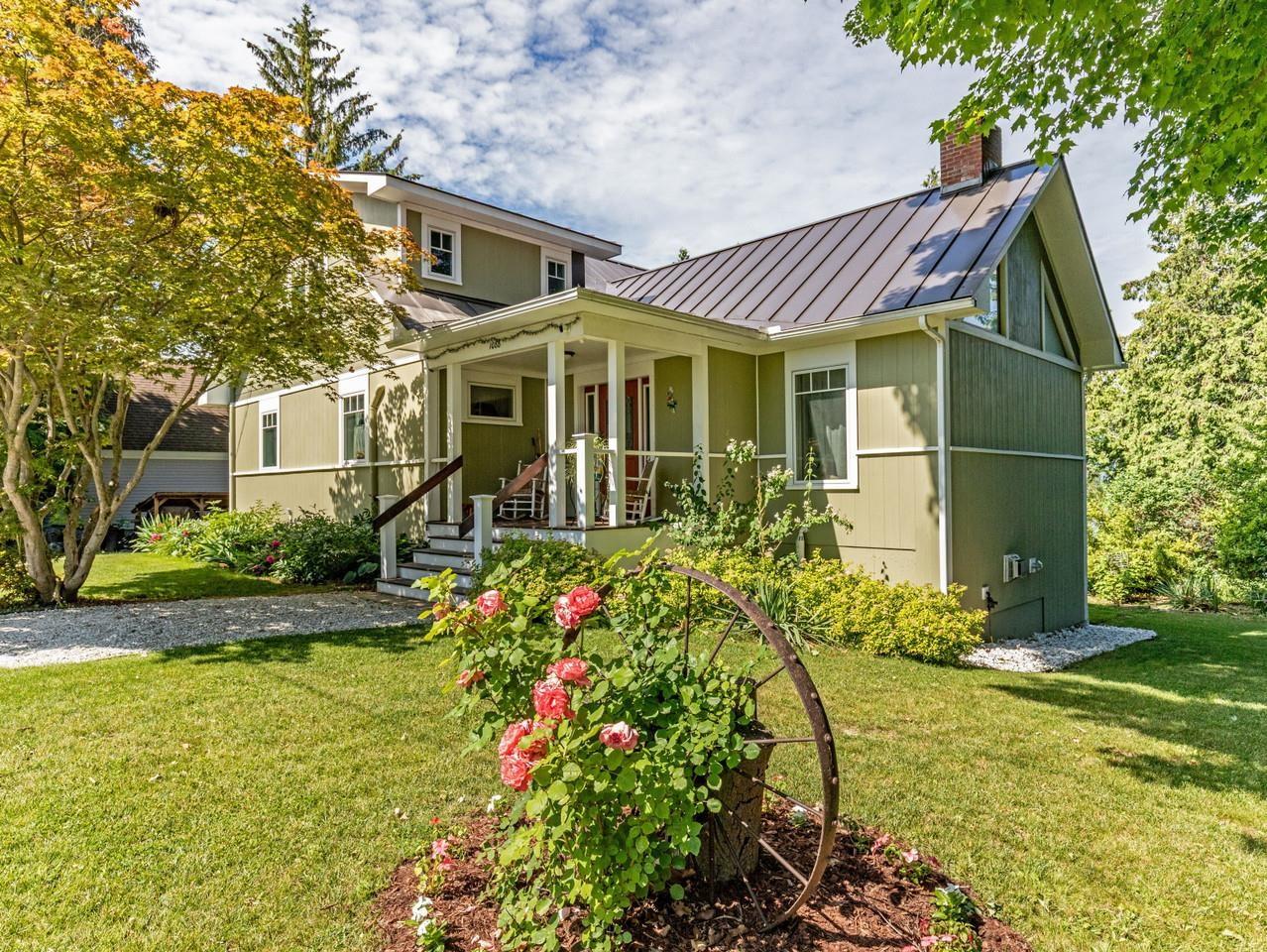 Image 2: Beautifully Landscaped