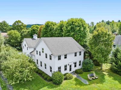 85 Smith Falls Lane