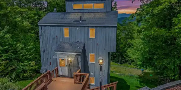139 Summit Drive