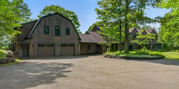 80 Lefebvre Road
