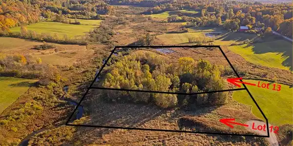 Lot 12-13 Paradis Lane