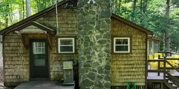 Image 2: Entrance Porch and Rear Deck