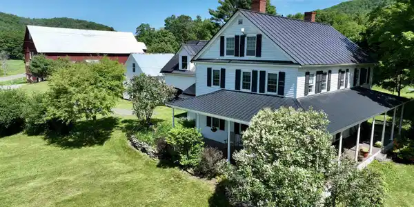 3517 Duck Pond Road