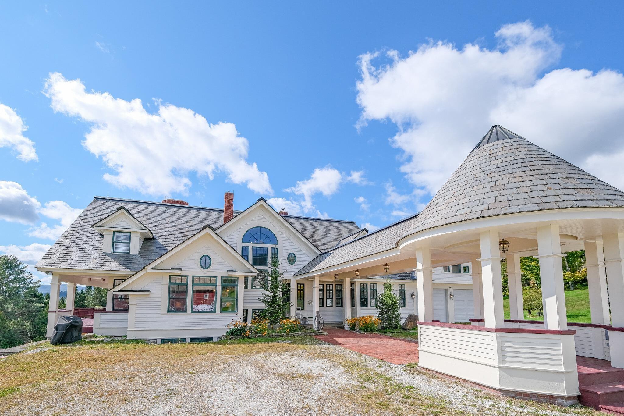 Image 1: Beautiful home Image 1: Beautiful home