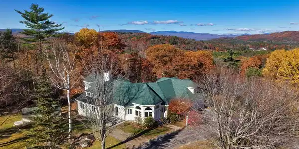 32 Merrill Road