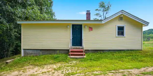 Image 4: House Image 4: House