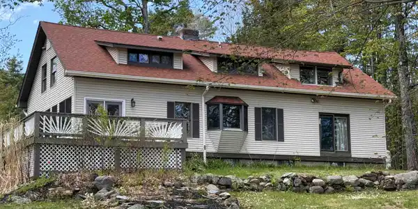 Image 2: Closeup front of house