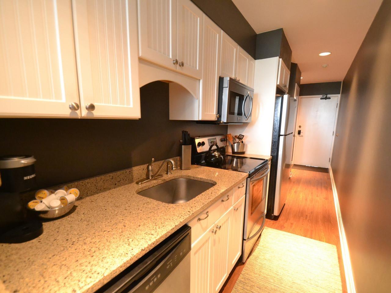 Image 3: Kitchen Image 3: Kitchen