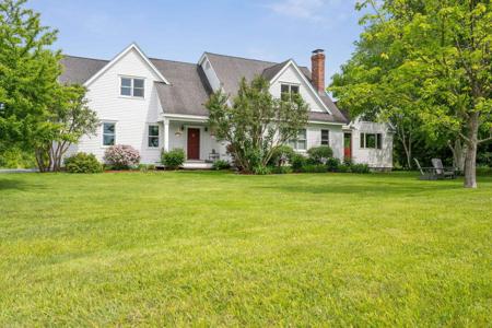 3421 Lake Road