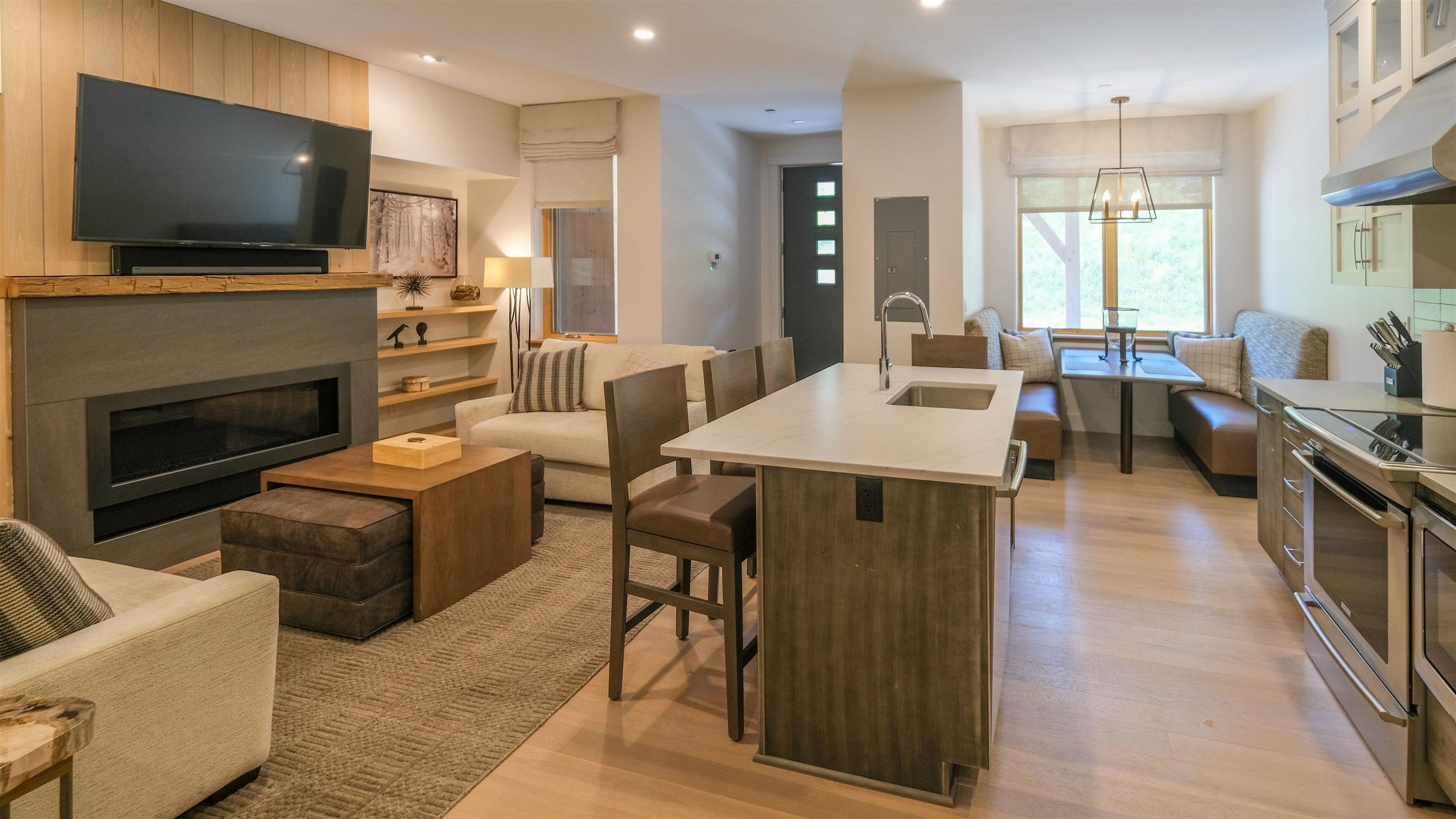 Image 2: Open living space Image 2: Open living space