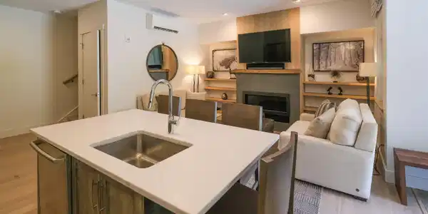 Image 4: Large island and gas fireplace
