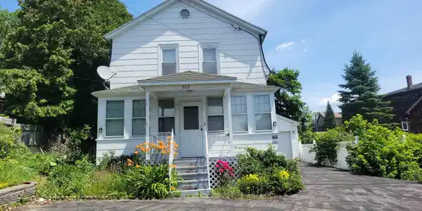 402 Hillside Avenue