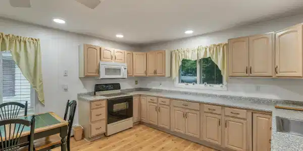 Image 4 Image 4