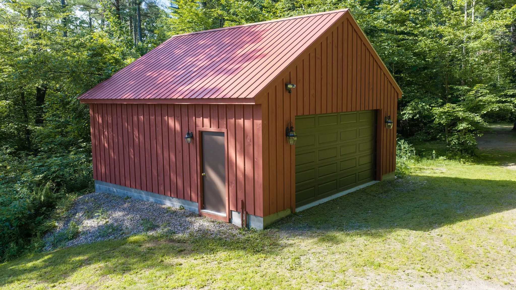 Image 2: 24x24 2 Bay Garage with Storage Image 2: 24x24 2 Bay Garage with Storage