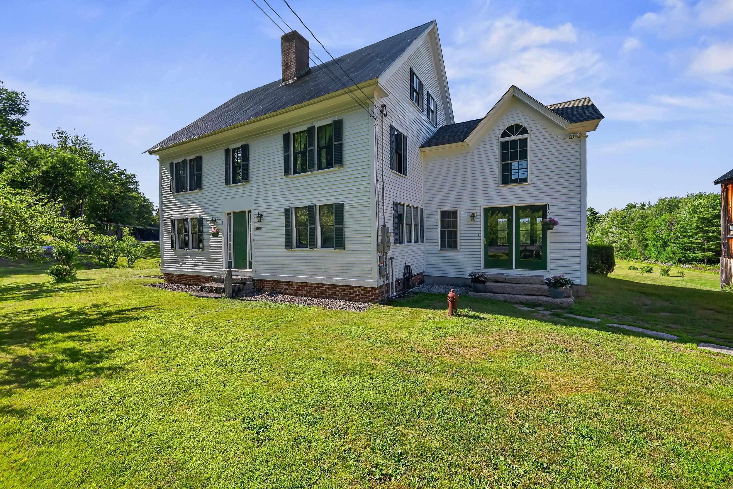 Image 2: Restored Historic Conway Home Image 2: Restored Historic Conway Home