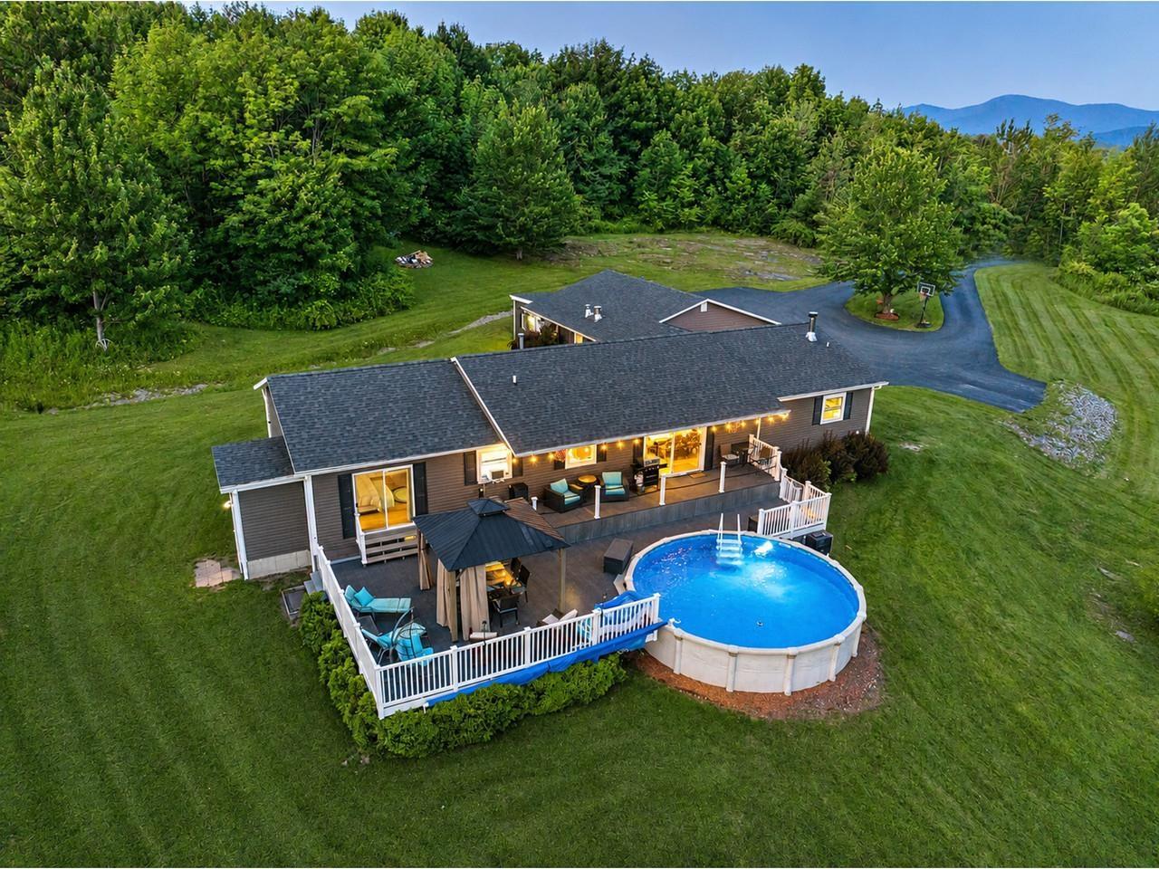 Image 1: Essex Home on 4.13 Acres