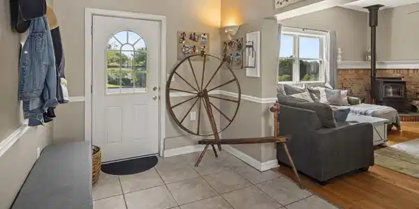 Image 4: Tiled Mudroom