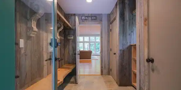 Image 2: Entrance