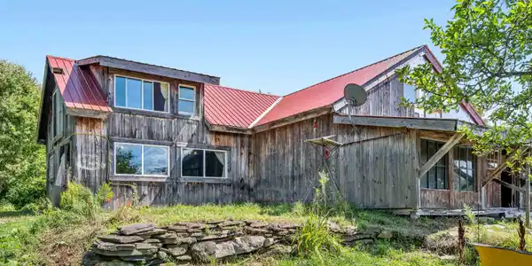 31 Thistle Hill Road