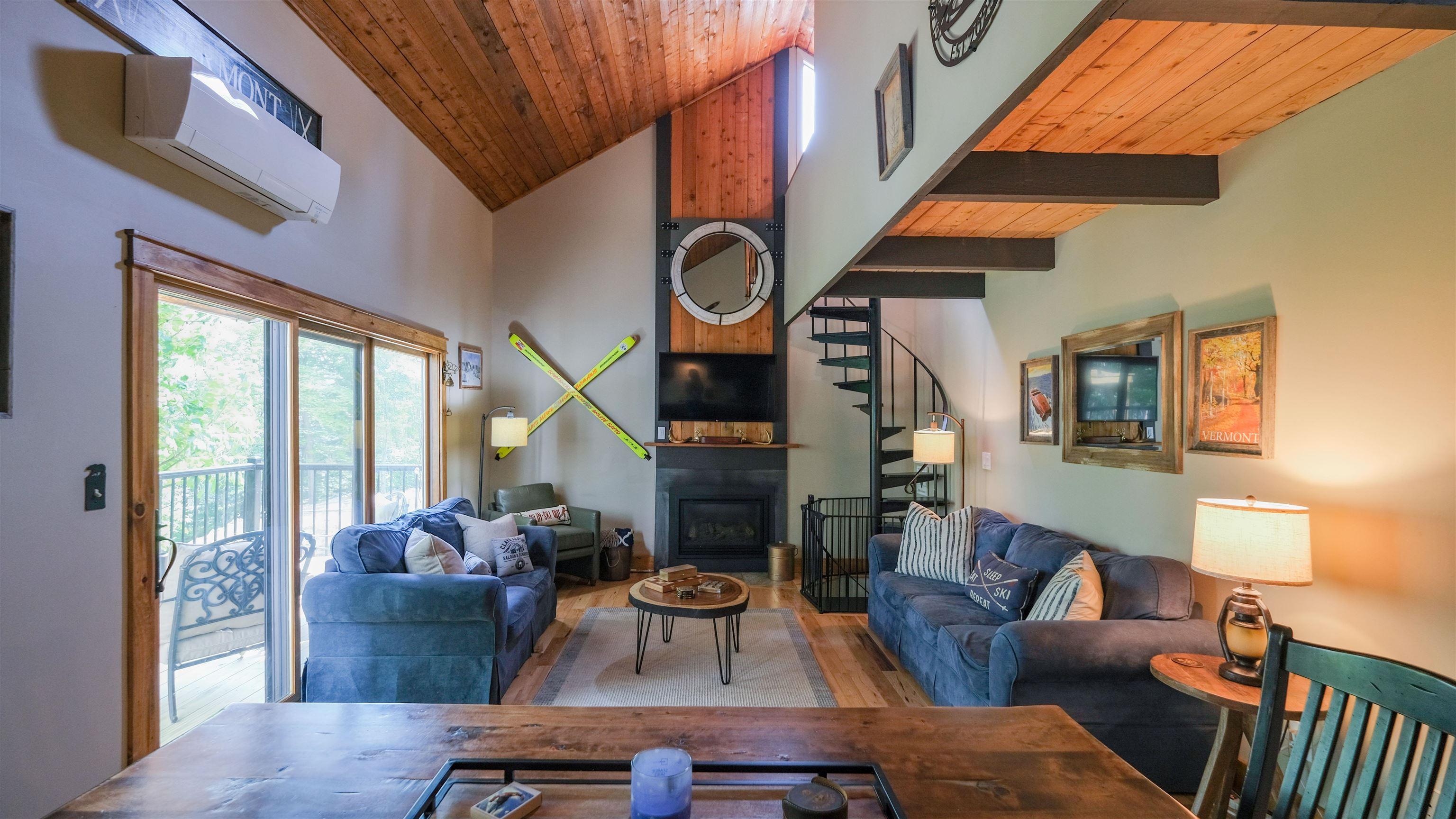 Image 4: Mini splits and newer fireplace