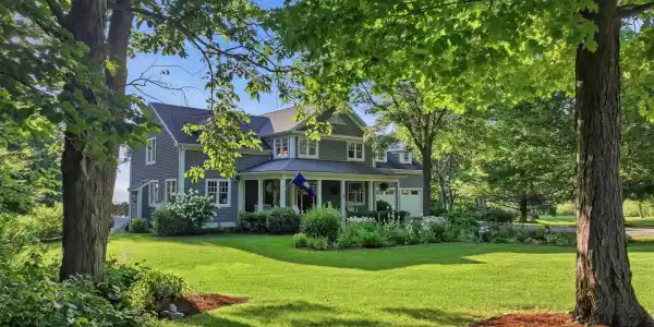 99 Westview Drive