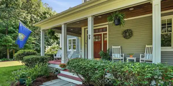 Image 3: Front Porch