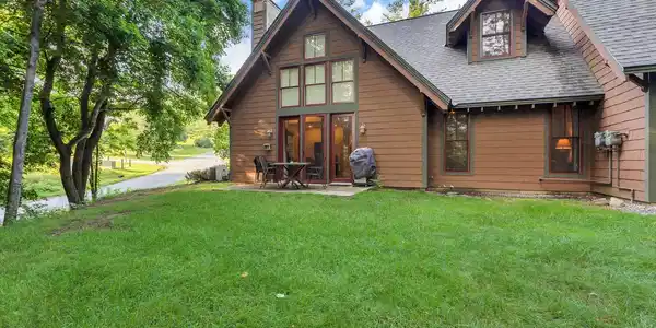 24 Freeman Road