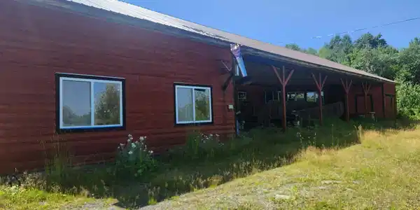 Image 3: Front of House