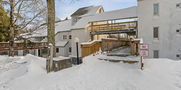 42 Lower Phase Road
