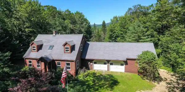 861 Summit Road