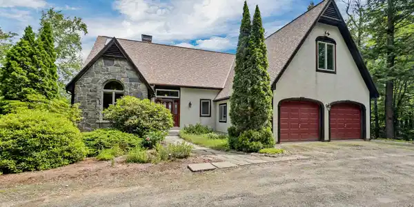 58 Kearsarge Road