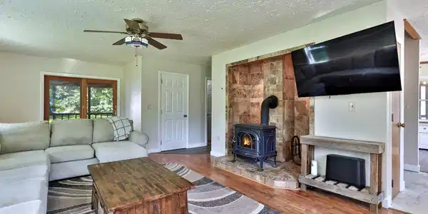 Image 4: Cozy Woodstove