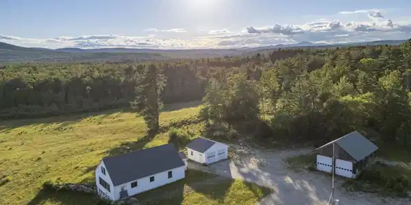 120 Deering Center Road