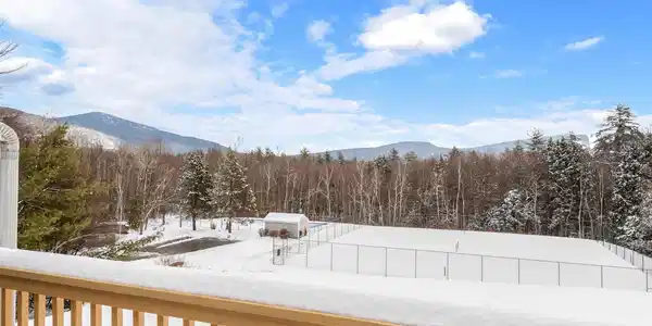 16 Purple Finch Road