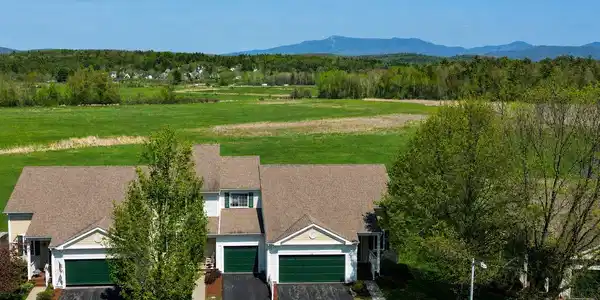 24 Fox Run Road