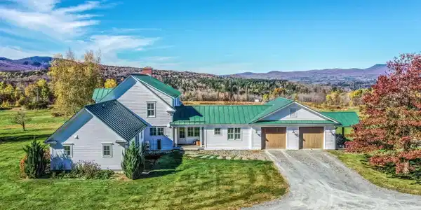 Image 3: On 86+ acres!