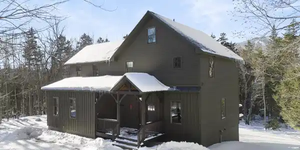 11 East Villlage Circle