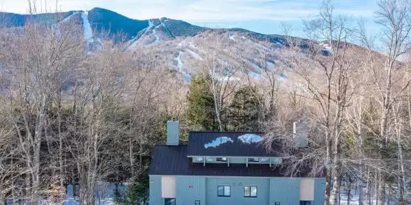 81 Clearbrook Road