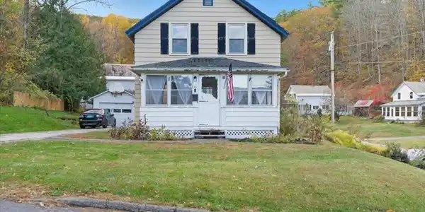 13 Pleasant Street