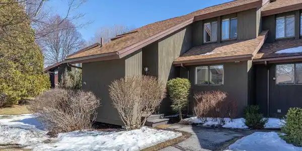 94 Murray Hill Woods Road