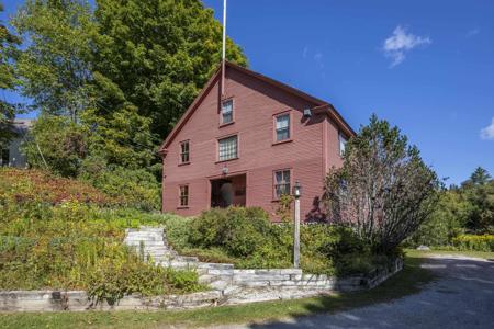 27 Lawrence Hill Road