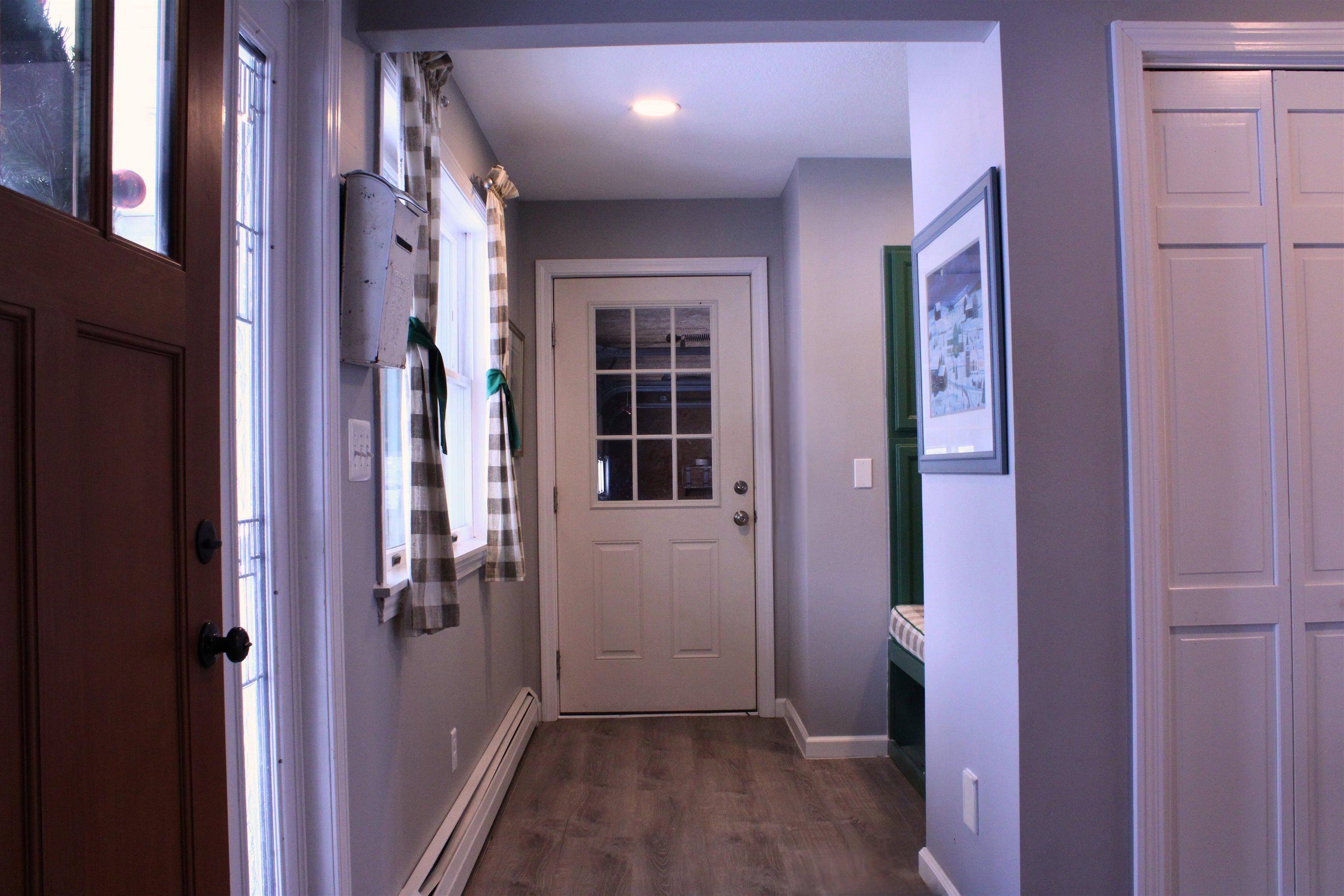 Image 4: mudroom entry Image 4: mudroom entry