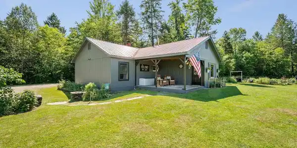 1290 Beaver Meadow Road
